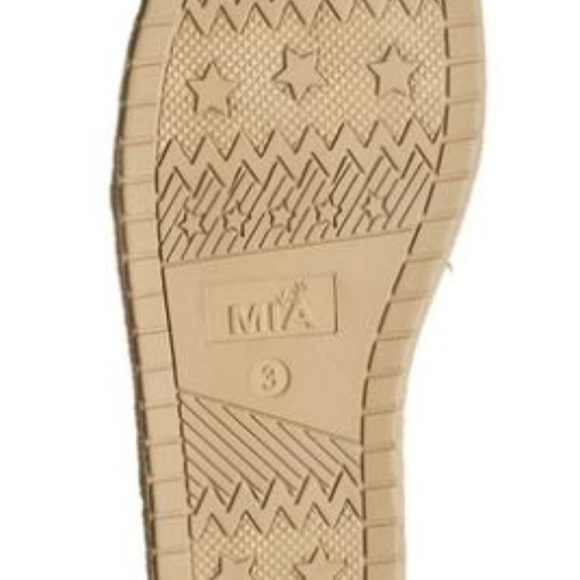 NWOT Angelika Espadrille Flat SIZE 5 OR 3 - Picture 2 of 3